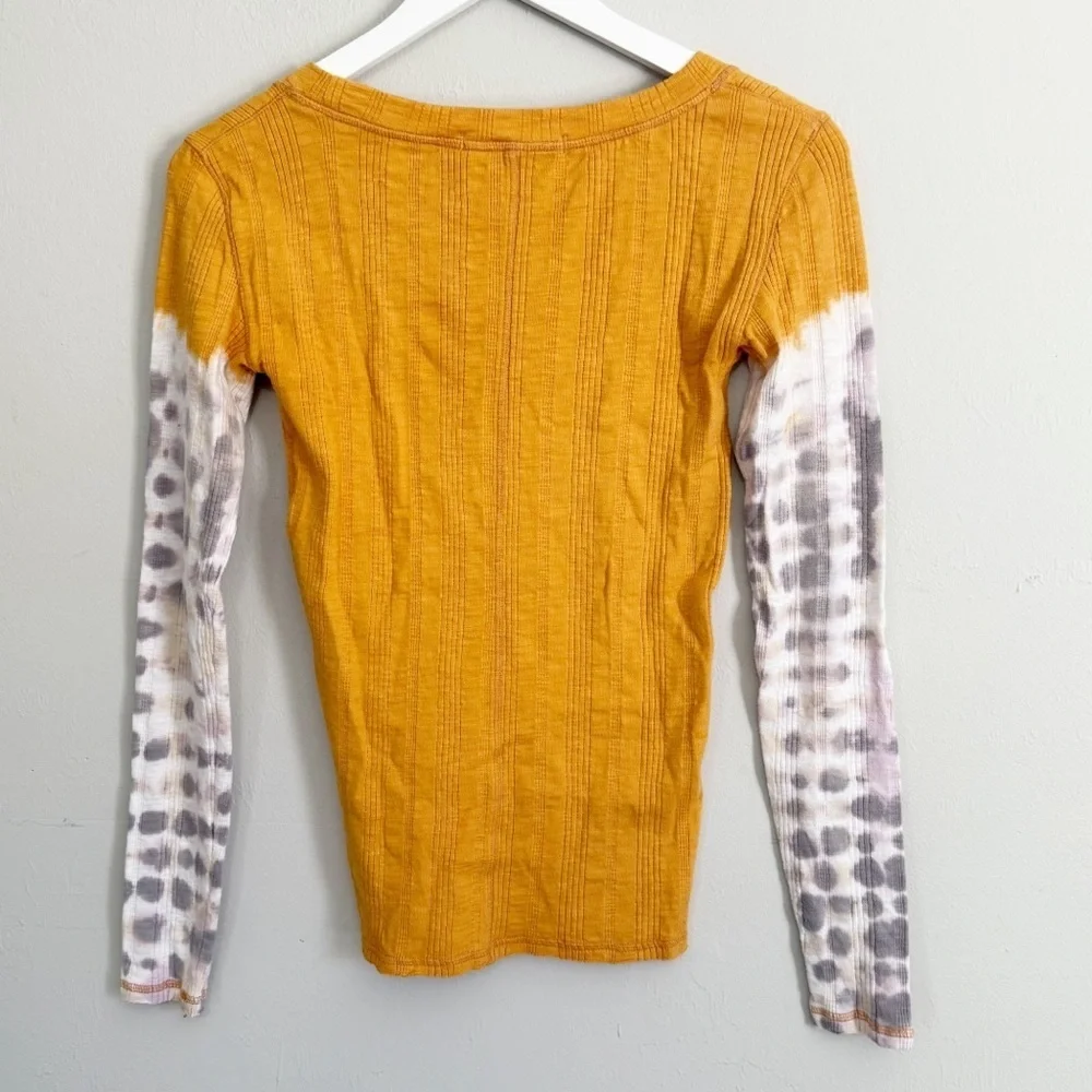WE THE FREE PEOPLE Women’s Gold Combo BIG SUR Ribbed Tie Dye Long Slv Tee Size S